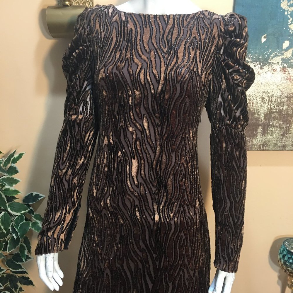 New With Tag TAHARI Black Molasses dress size 8